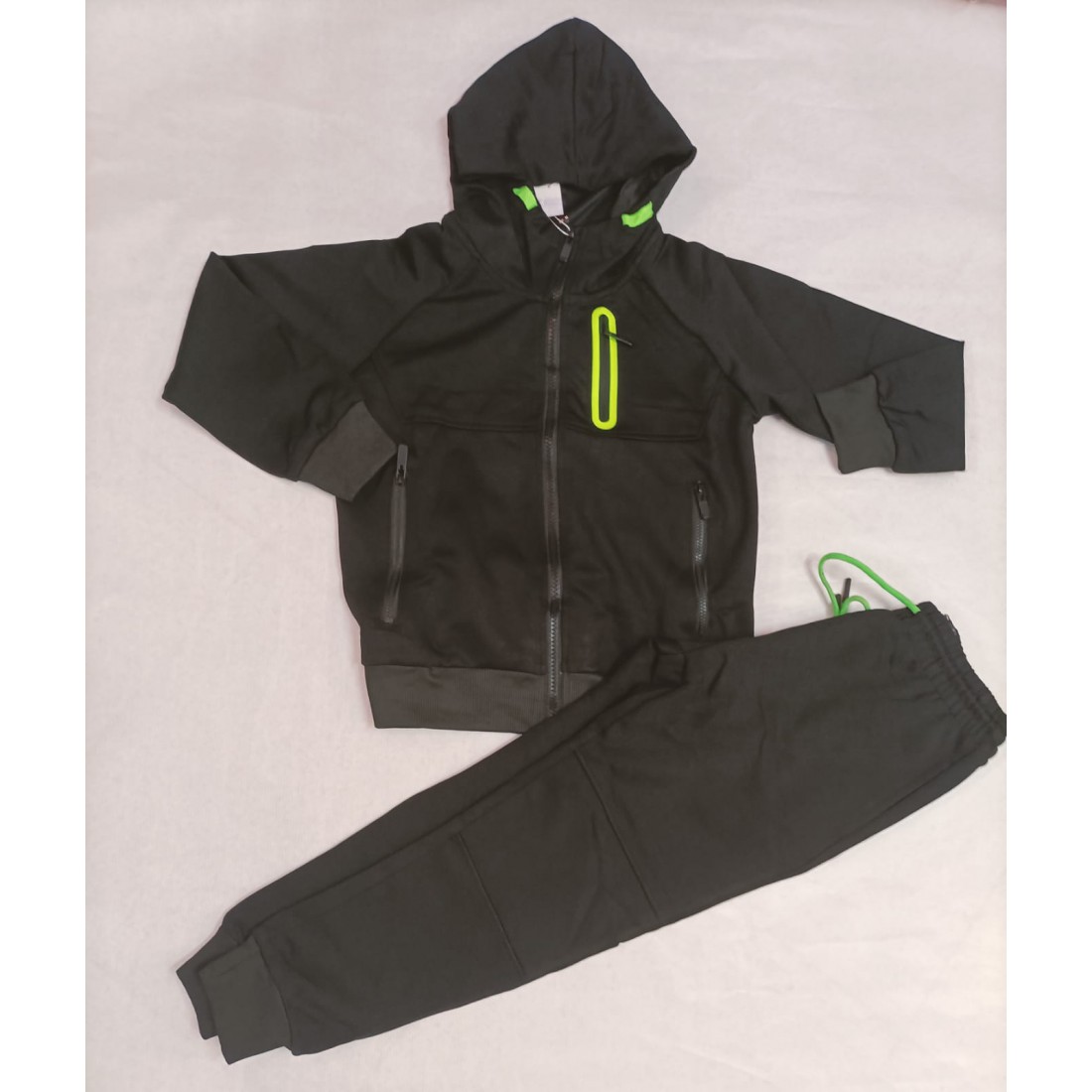 Chandal negro para niño