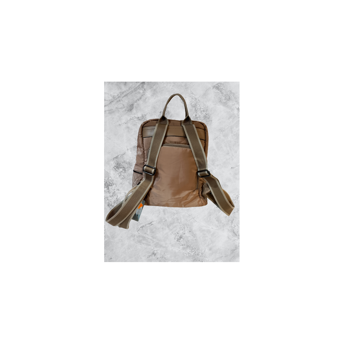 Mochila acolchada beige oscuro